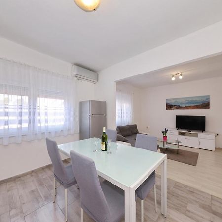 Apartment Mirela Zadar Exterior photo