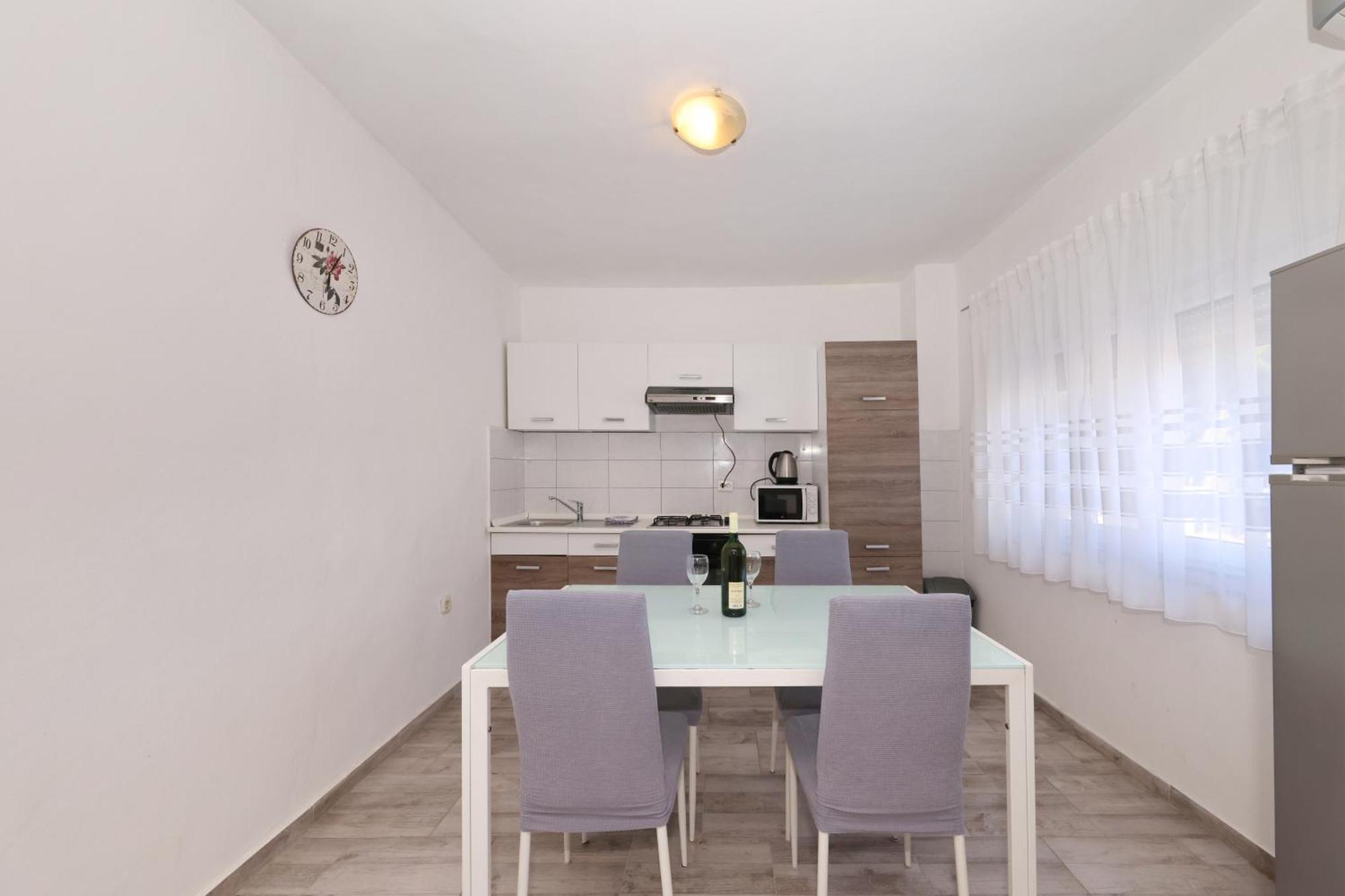 Apartment Mirela Zadar Exterior photo